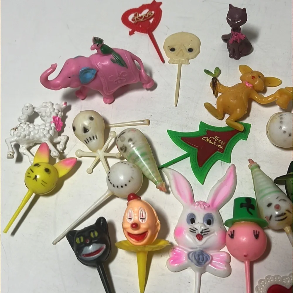 Vintage 1970’s cake topper decorations